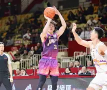 里程碑夜尼斯伤情更新;世预赛加时末段刷纪录;媒体盛赞;临场指挥获称赞  里程碑夜尼斯伤情更新;世预赛加时末段刷纪录;媒体盛赞;临场指挥获称赞