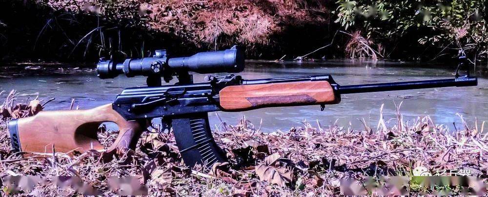 里程碑夜阿贾克斯手感冰凉；国王杯转会期刷纪录；话题不断；高层口径保持一致的简单介绍