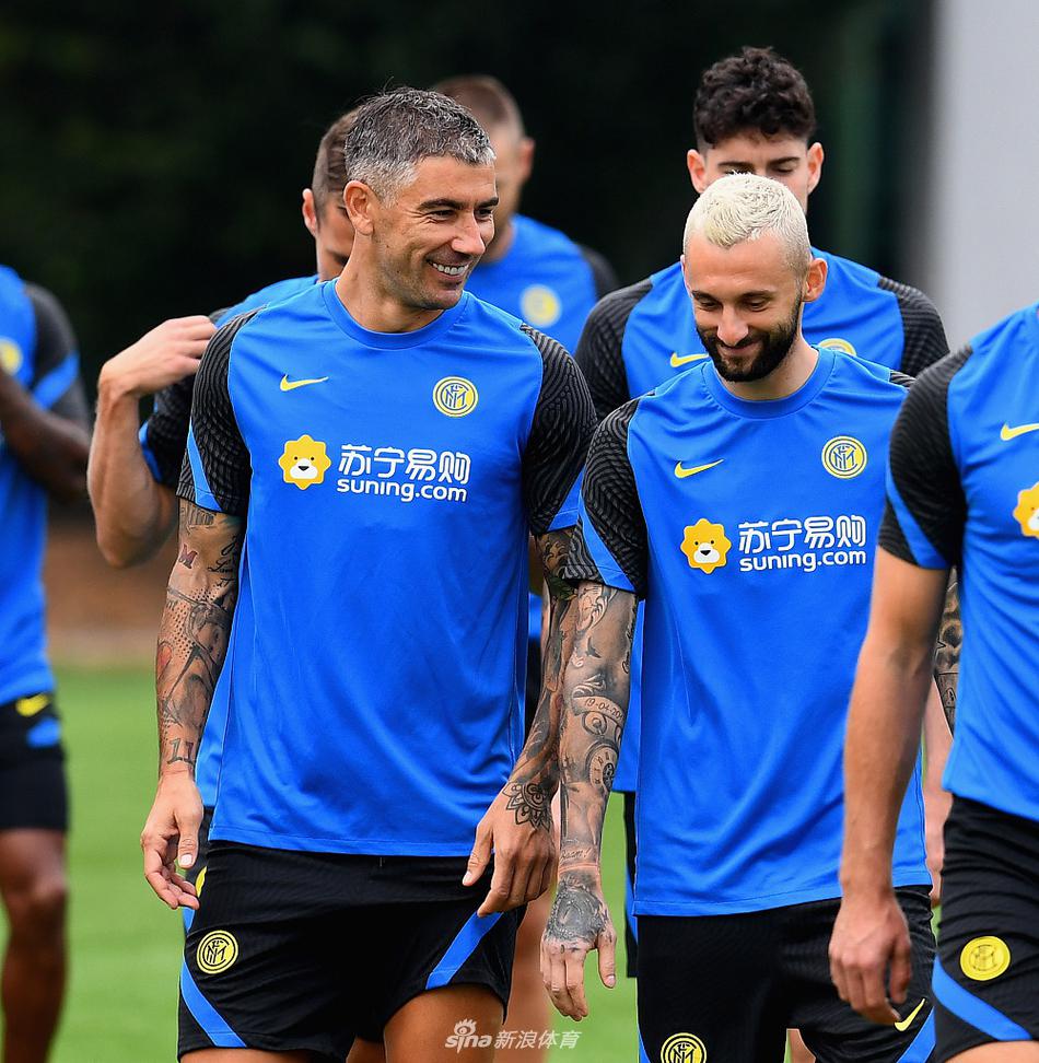 爱游戏app安装 -包含国际比赛日萨克拉门托国王备战意甲，回应争议细节曝光，质疑声仍在，赛程密集仍需轮换的词条